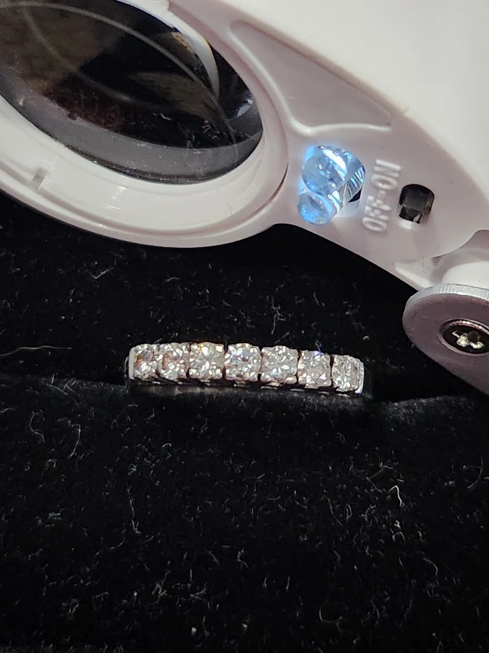 DIAMOND RING - Picture 8 of 11